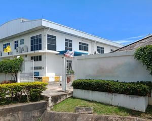 For Sale Warehouse 4,278 sqm in Mueang Lamphun, Lamphun, Thailand