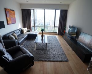 For Sale 2 Beds House in Khlong Toei, Bangkok, Thailand
