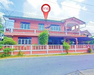 For Sale 4 Beds House in Mueang Nakhon Si Thammarat, Nakhon Si Thammarat, Thailand