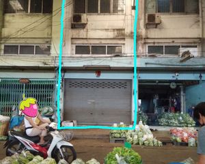 For Sale Retail Space 288 sqm in Mueang Nakhon Pathom, Nakhon Pathom, Thailand