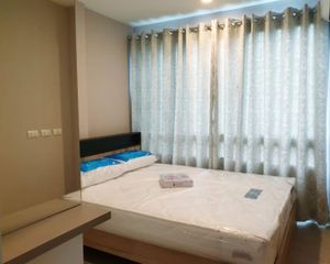 For Rent 1 Bed Condo in Huai Khwang, Bangkok, Thailand