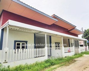 For Sale 2 Beds Townhouse in Ban Chang, Rayong, Thailand