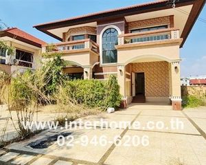 For Sale House 1,208 sqm in Mueang Lop Buri, Lopburi, Thailand
