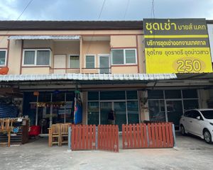 For Sale Retail Space 72 sqm in Lan Saka, Nakhon Si Thammarat, Thailand