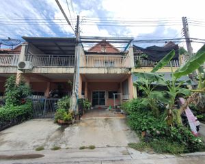 For Sale 2 Beds Townhouse in Mueang Chon Buri, Chonburi, Thailand