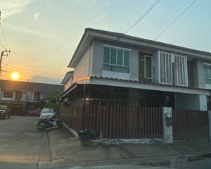 For Rent 3 Beds Townhouse in Thung Khru, Bangkok, Thailand
