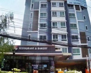 For Sale or Rent 1 Bed Condo in Thanyaburi, Pathum Thani, Thailand