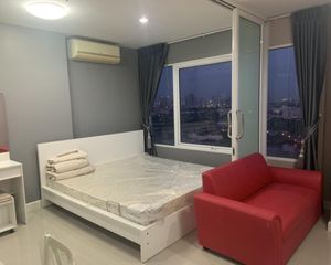 For Rent 1 Bed Townhouse in Phasi Charoen, Bangkok, Thailand
