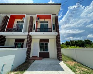 For Rent 2 Beds Townhouse in Ban Chang, Rayong, Thailand