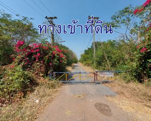 For Sale Land 3,200 sqm in Chai Badan, Lopburi, Thailand