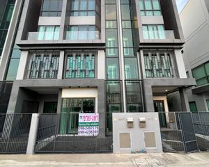 For Sale or Rent 2 Beds Office in Don Mueang, Bangkok, Thailand