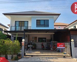 For Sale 3 Beds House in Mueang Nakhon Sawan, Nakhon Sawan, Thailand