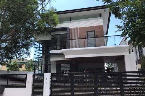 7 Bedroom House for sale in Dumlog, Cebu