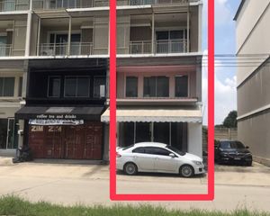For Rent 3 Beds Retail Space in Bang Yai, Nonthaburi, Thailand