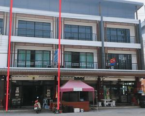 For Sale Retail Space 205 sqm in Mueang Chachoengsao, Chachoengsao, Thailand