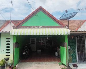 For Sale 1 Bed Townhouse in Mueang Samut Prakan, Samut Prakan, Thailand