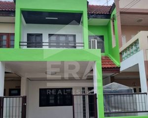 For Sale 3 Beds Townhouse in Ban Pong, Ratchaburi, Thailand