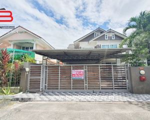 For Sale 4 Beds House in Si Racha, Chonburi, Thailand