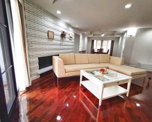 For Rent 3 Beds Condo in Khlong Toei, Bangkok, Thailand