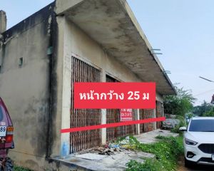For Sale Warehouse 111 sqm in Mueang Ratchaburi, Ratchaburi, Thailand