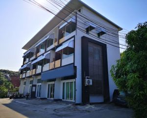 For Rent 8 Beds Office in Mueang Chiang Mai, Chiang Mai, Thailand