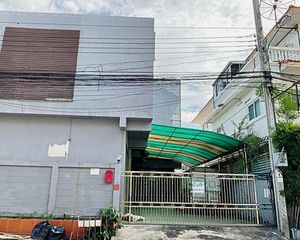 For Sale or Rent 6 Beds House in Nong Khaem, Bangkok, Thailand