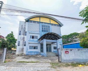 For Rent Warehouse 1,800 sqm in Saraphi, Chiang Mai, Thailand
