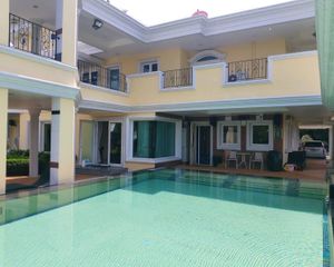 For Sale or Rent 4 Beds Condo in Sam Phran, Nakhon Pathom, Thailand