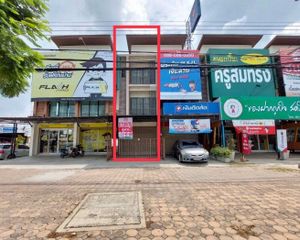 For Sale Retail Space 180 sqm in Mueang Suphanburi, Suphan Buri, Thailand