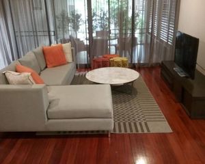 For Rent 3 Beds House in Khlong Toei, Bangkok, Thailand