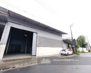 For Rent Warehouse 480 sqm in Saphan Sung, Bangkok, Thailand