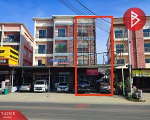 For Sale Retail Space 212 sqm in Bang Kruai, Nonthaburi, Thailand