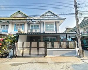 For Sale 3 Beds Townhouse in Ban Na, Nakhon Nayok, Thailand