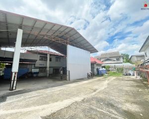 For Sale or Rent 5 Beds Warehouse in Mueang Nonthaburi, Nonthaburi, Thailand