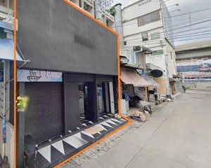 For Rent 2 Beds Retail Space in Phaya Thai, Bangkok, Thailand