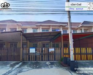 For Sale 3 Beds Townhouse in Mueang Suphanburi, Suphan Buri, Thailand