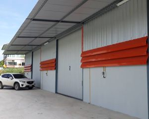 For Rent Warehouse in Mueang Pathum Thani, Pathum Thani, Thailand