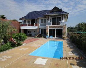 For Sale 5 Beds House in Mueang Rayong, Rayong, Thailand