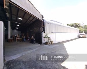 For Rent Warehouse 1,000 sqm in Mueang Samut Prakan, Samut Prakan, Thailand